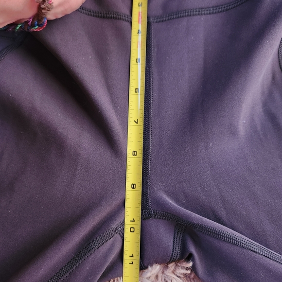 Lululemon Invigorate High-Rise Tight 25" Black Size 6 - Picture 15 of 15